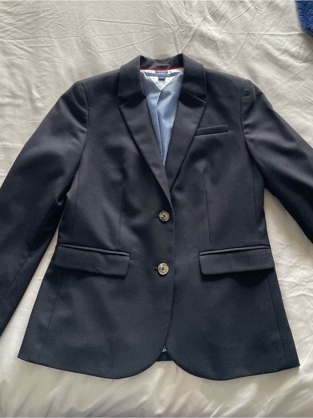 Tommy Hilfiger Women's Black Tailored Two-Button Blazer